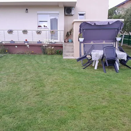 Komfort Full House In Sarajevo 9 Kreveta 1 Bracni 公寓