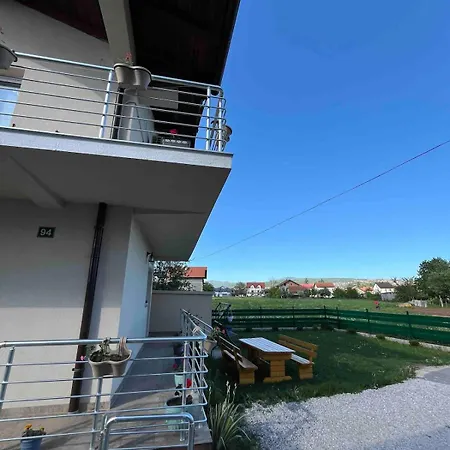 公寓 Komfort Full House In Sarajevo 9 Kreveta 1 Bracni *